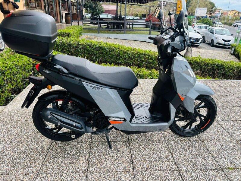 Peugeot Tweet 200 GT (2021 - 25) (2)