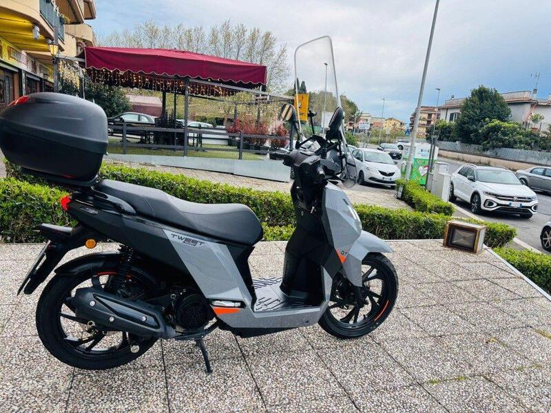 Peugeot Tweet 200 GT (2021 - 25) (8)