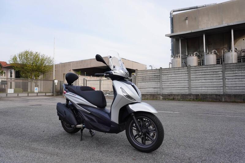 Piaggio Beverly 400 S ABS-ASR (2021 - 24) (3)
