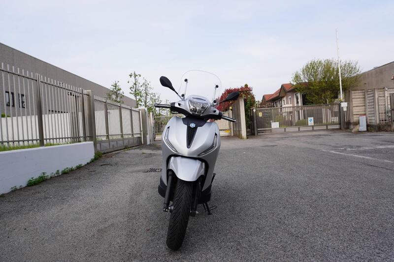 Piaggio Beverly 400 S ABS-ASR (2021 - 24) (4)