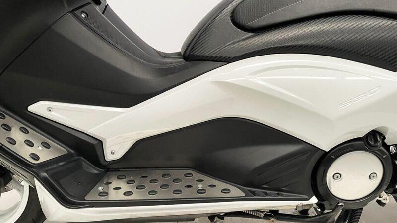 Yamaha T-Max 530 (2012 - 14) (4)