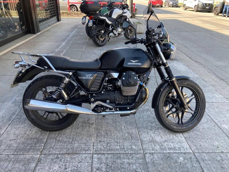 Moto Guzzi V7 Classic (2008 - 12)