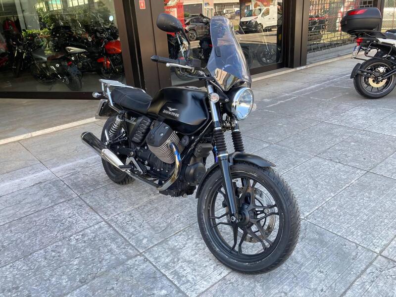 Moto Guzzi V7 Classic (2008 - 12) (4)