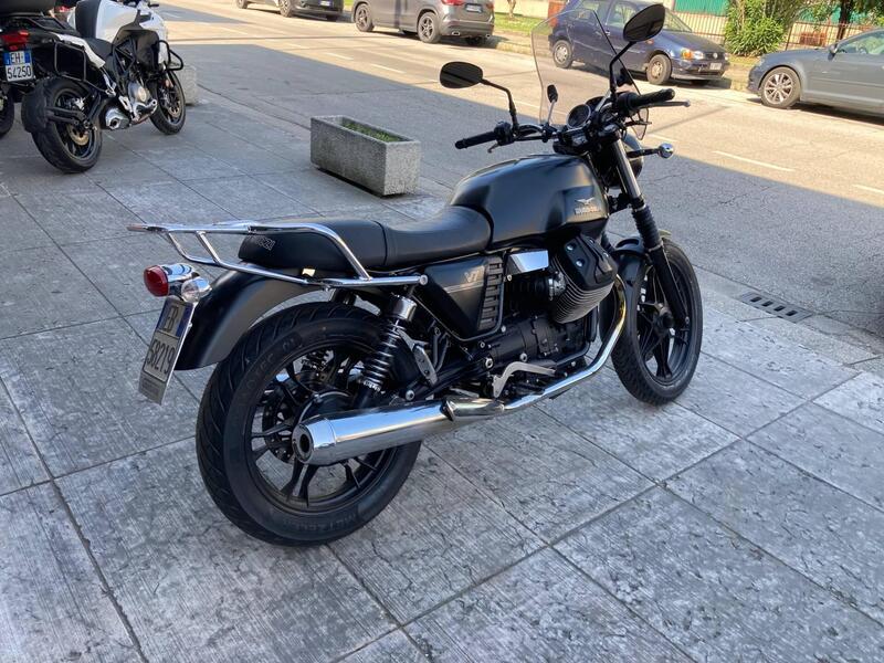 Moto Guzzi V7 Classic (2008 - 12) (5)