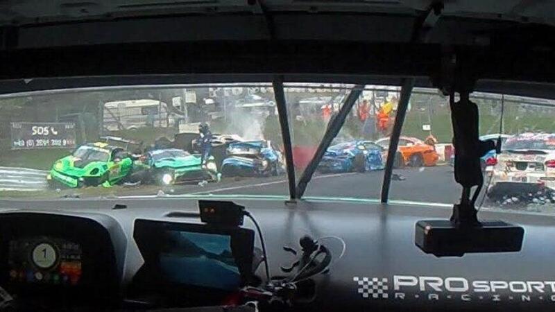 Tragedia al N&uuml;rburgring: Juha Miettinen &egrave; morto durante la prima gara di qualificazione della 24 Ore