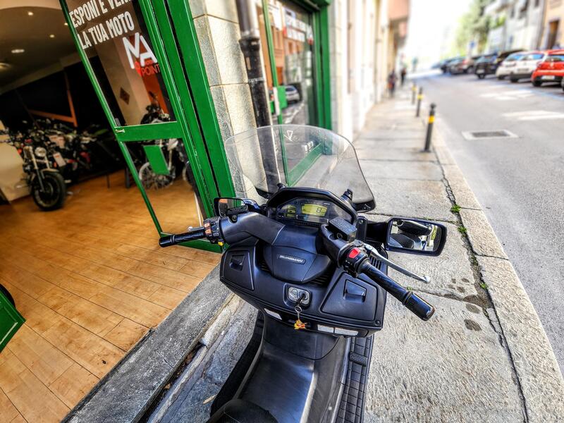 Suzuki Burgman AN 650 (2002 - 03) (14)