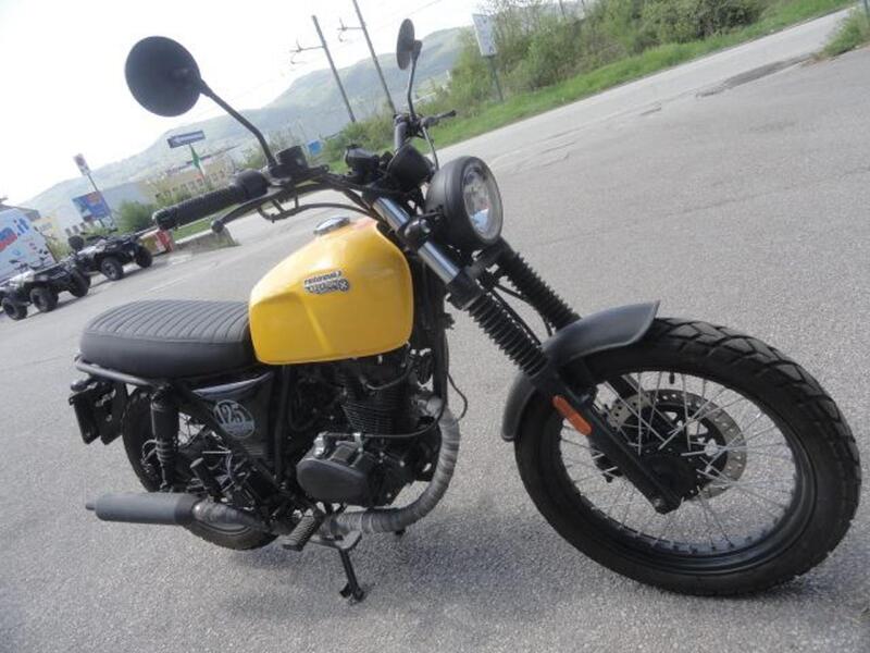 Brixton Motorcycles Cromwell 125 CBS (2021 - 26) (4)