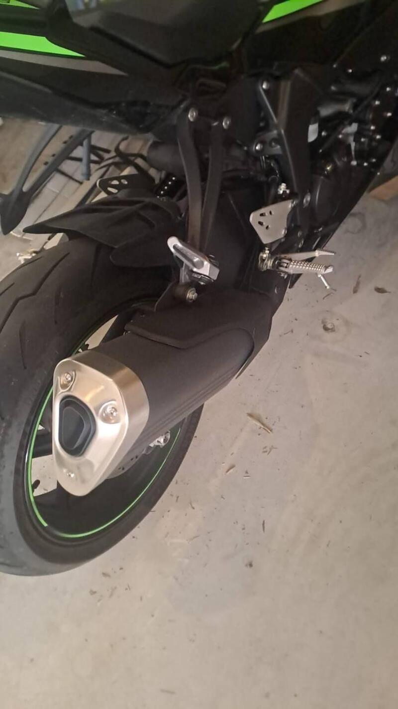 Kawasaki Ninja 636 ZX-6R (2024 - 26) (3)