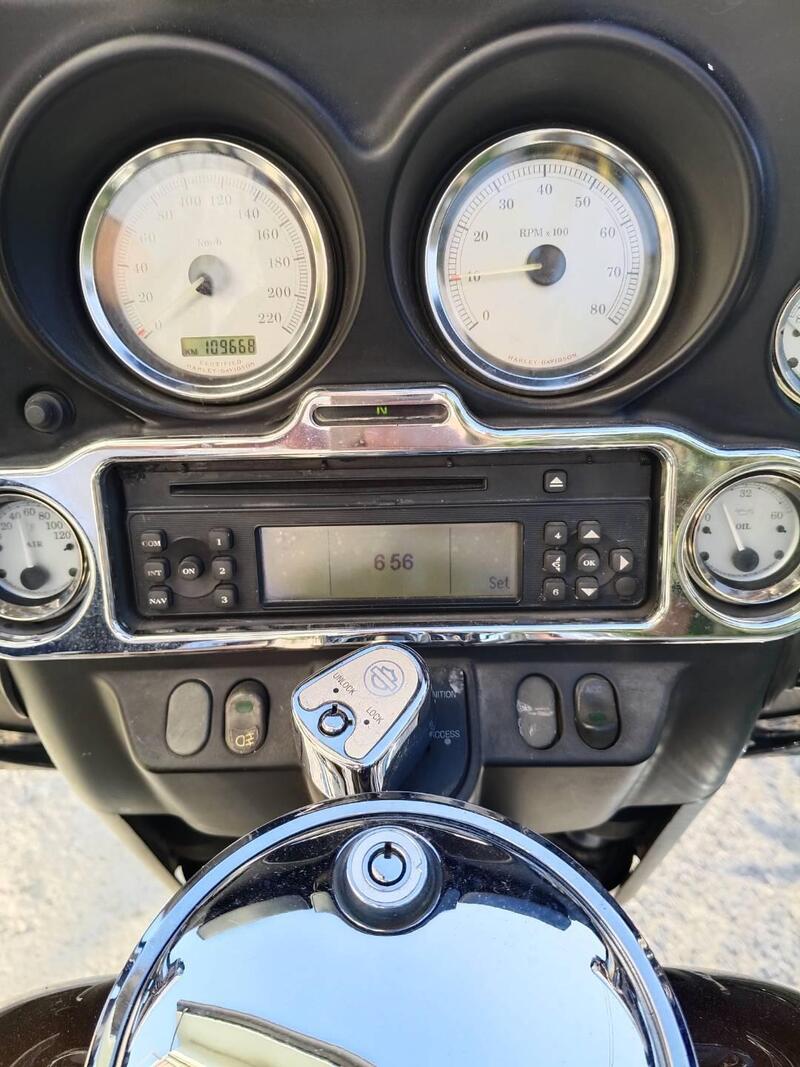 Harley-Davidson 1450 Street Glide (2006 - 07) - FLHX (17)