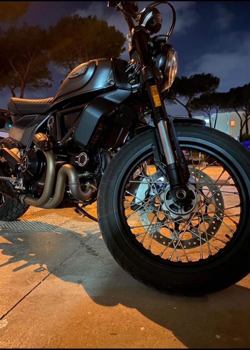 Ducati Scrambler 800 Night Shift (2021 - 22) (2)