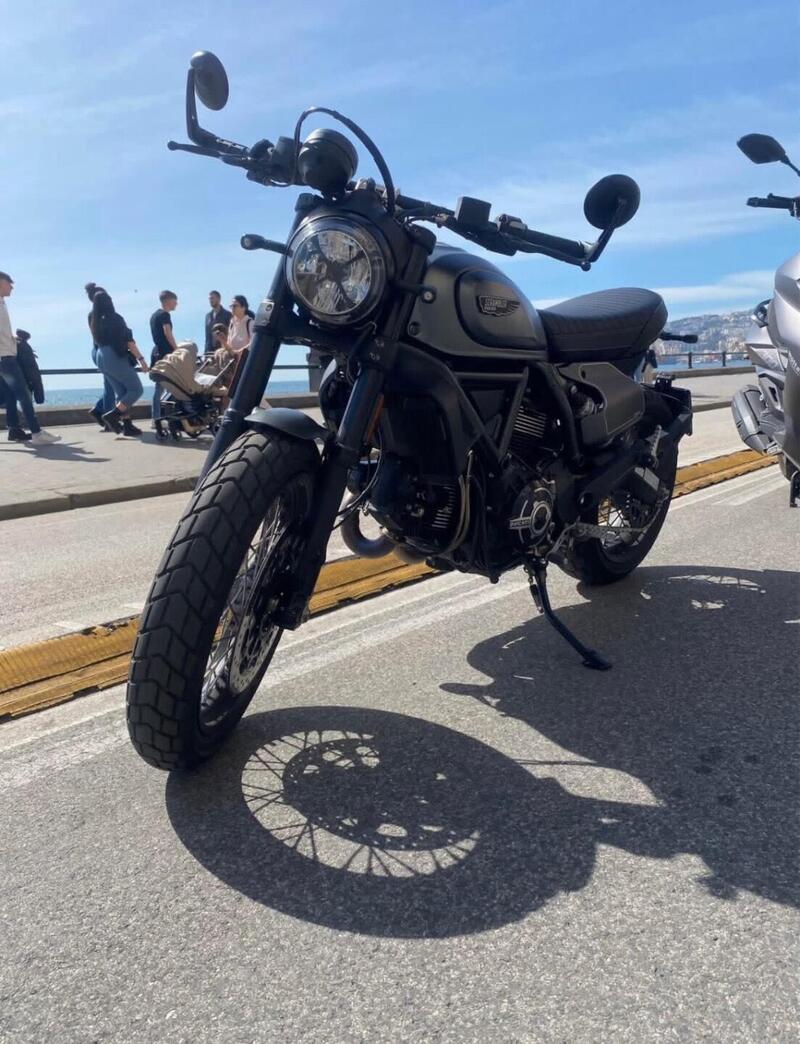 Ducati Scrambler 800 Night Shift (2021 - 22) (3)