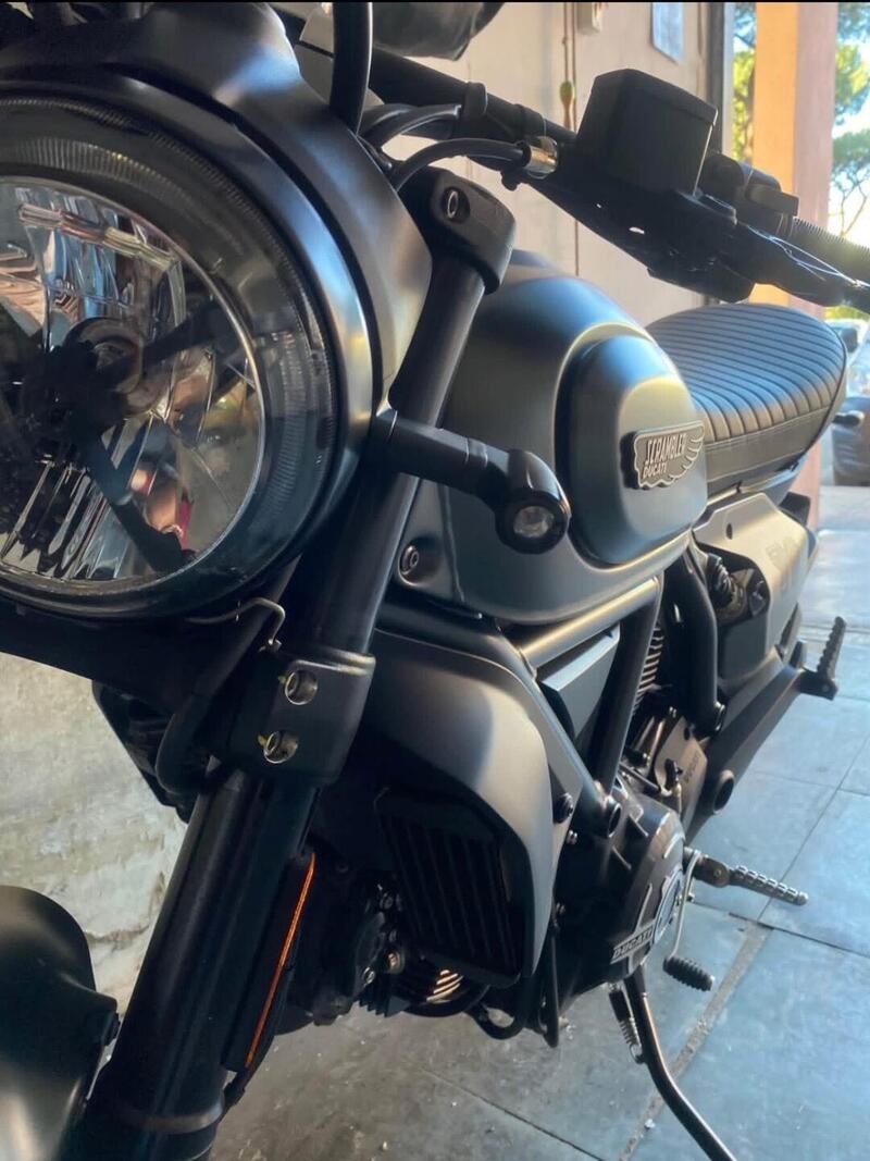 Ducati Scrambler 800 Night Shift (2021 - 22) (6)
