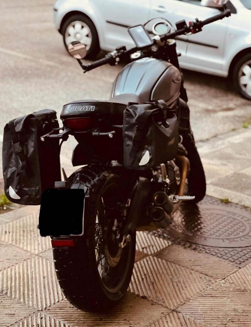 Ducati Scrambler 800 Night Shift (2021 - 22) (9)