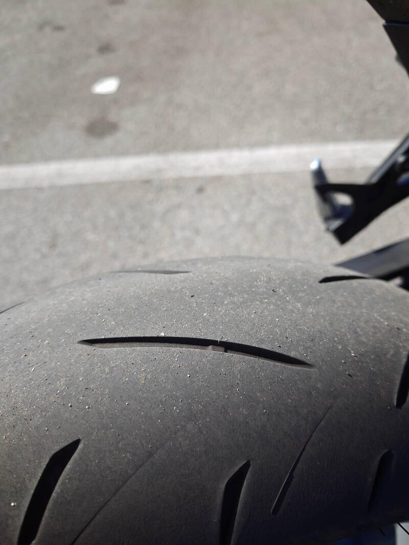 Suzuki GSX-8R (2024 - 26) (7)