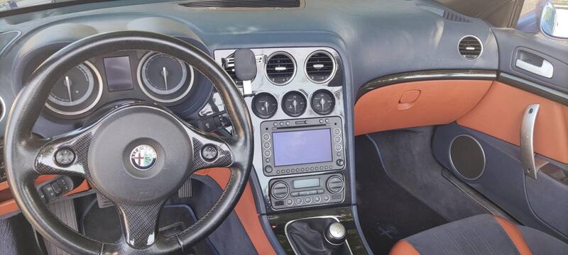 Alfa Romeo Spider 2006 2.2 jts Exclusive 185cv d'epoca a Torino (2)