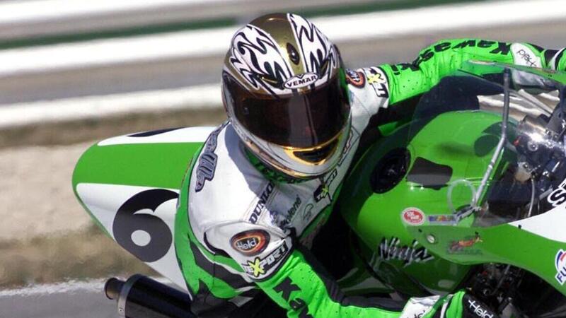 SBK, CHE STORIE! Il casco d&rsquo;oro di Gregorio Lavilla [VIDEO]