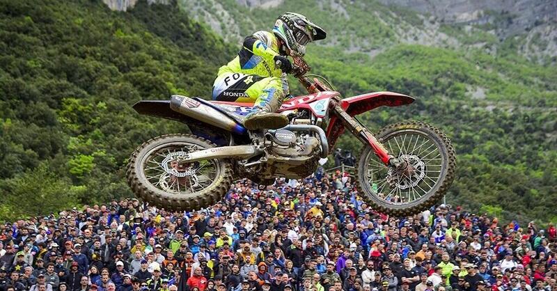 MXGP26 - Arco di Trento: Jeffrey Herlings esalta il grande pubblico del Ciclamino! Vittoria di GP e gara 1 da panico