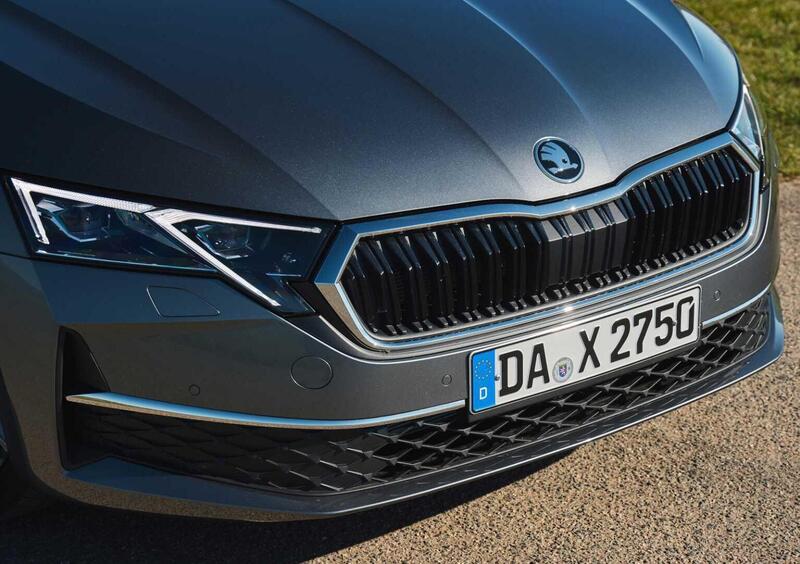 Skoda Octavia (2020-->>) (11)