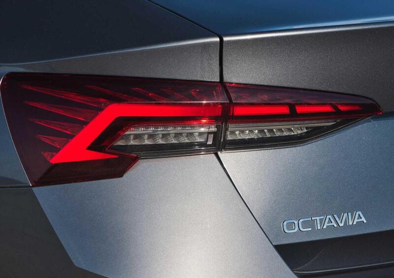 Skoda Octavia (2020-->>) (15)