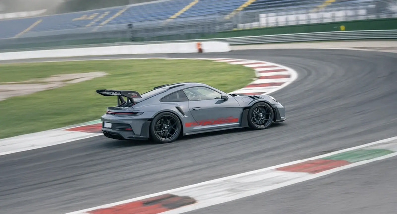 Porsche GT3 RS con cerchi 9RS