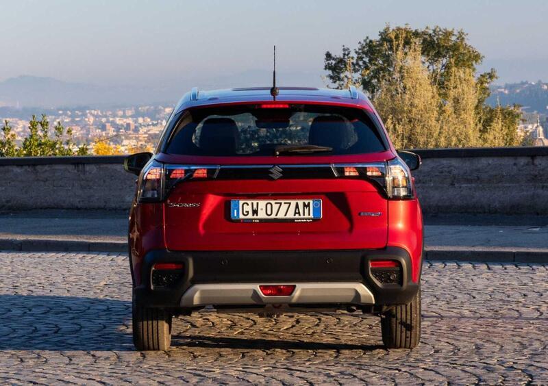 Suzuki S-Cross (2021-->>) (3)