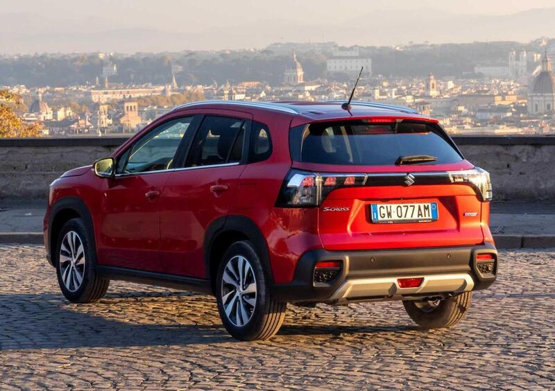Suzuki S-Cross (2021-->>) (4)