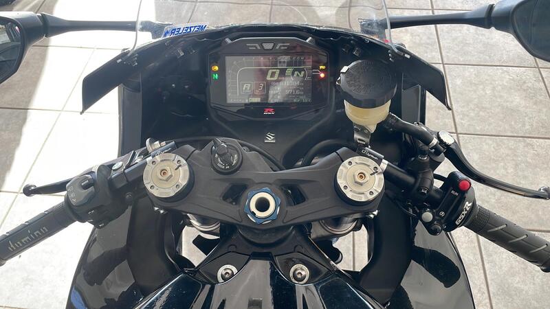 Suzuki GSX-R1000R (2017 - 18) (4)