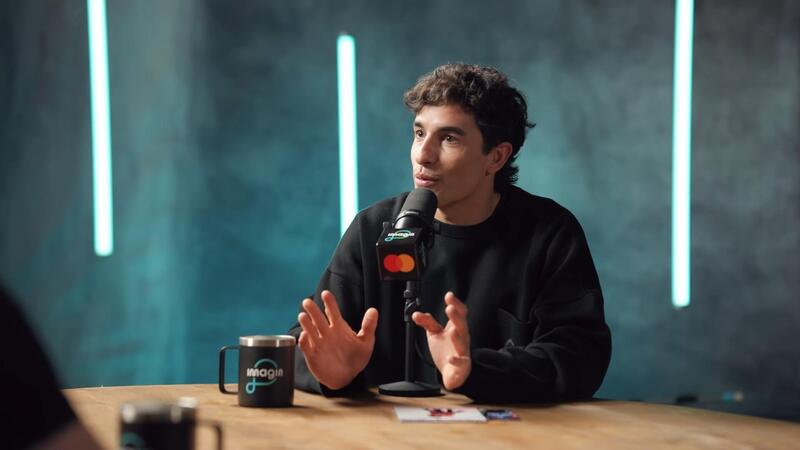 MotoGP 2026. Marc M&aacute;rquez: "Dal team Gresini prendevo zero euro, era cos&igrave; l'accordo. Volevo solo la moto" [VIDEO]
