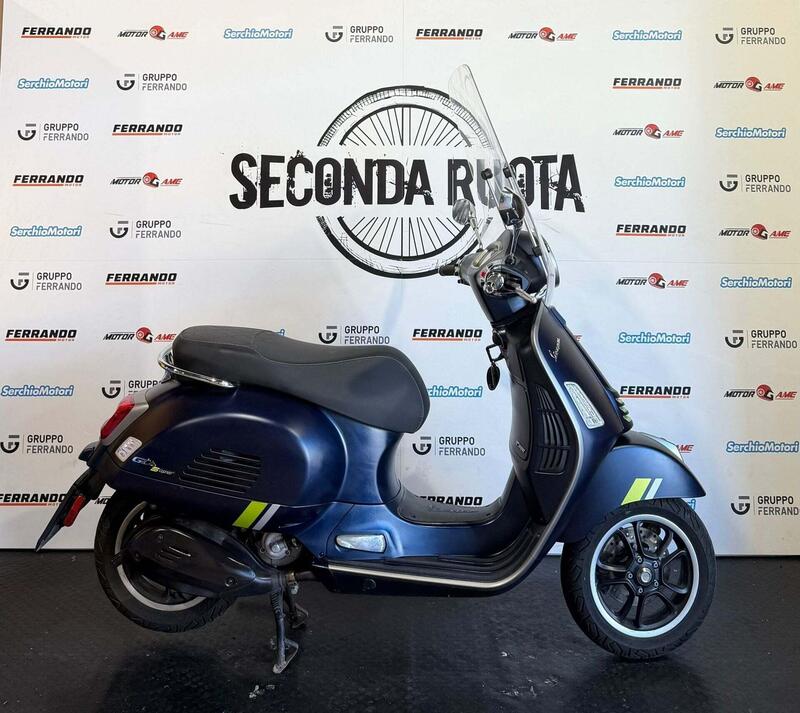 Vespa GTS 300 Super Tech (2023 - 24)