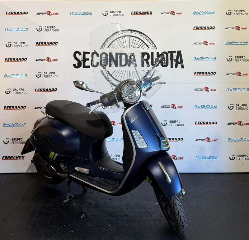 Vespa GTS 300 Super Tech (2023 - 24) (3)