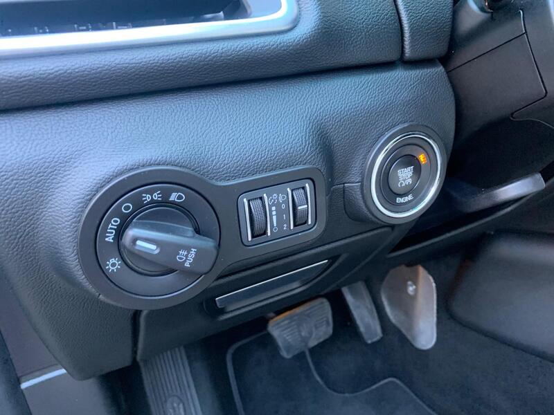 Maserati Ghibli usata a Milano (10)