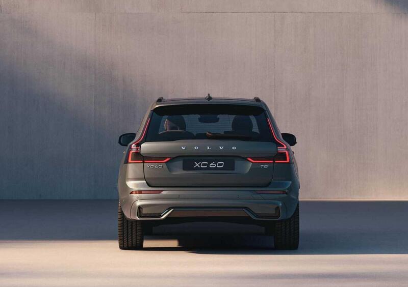 Volvo XC60 (2017-->>) (5)