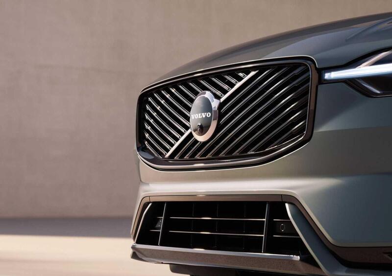 Volvo XC60 (2017-->>) (19)