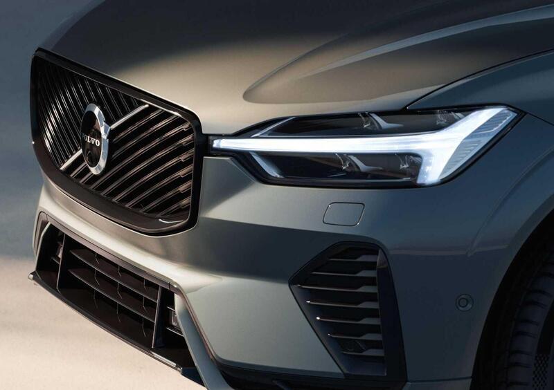Volvo XC60 (2017-->>) (18)