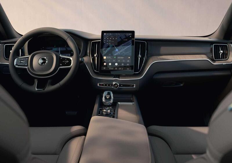 Volvo XC60 (2017-->>) (9)