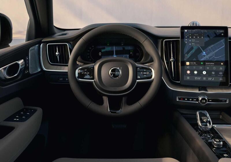 Volvo XC60 (2017-->>) (10)