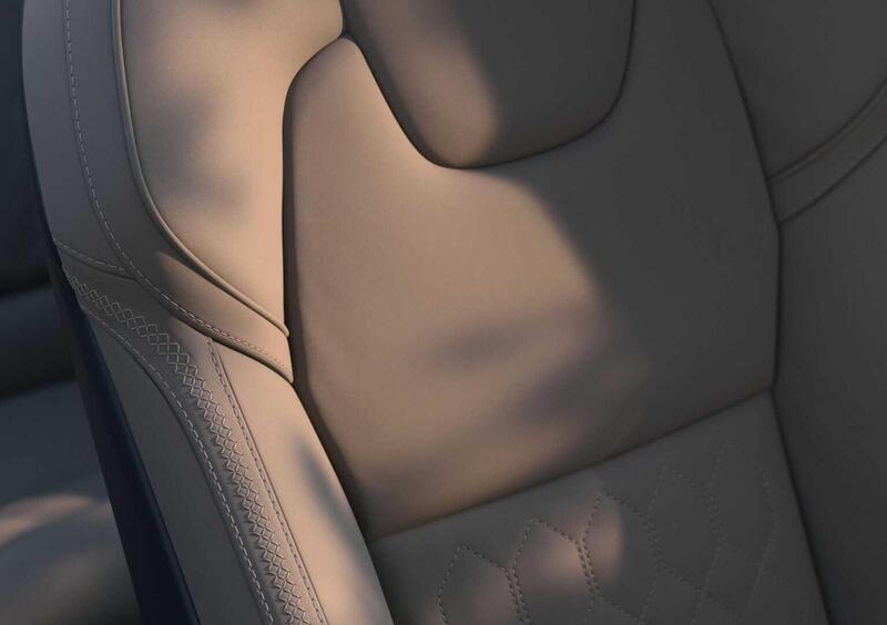 Volvo XC60 (2017-->>) (24)