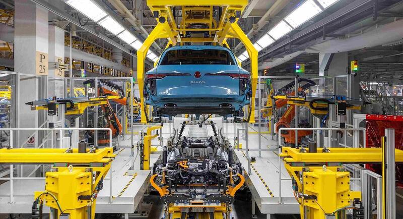 ID. UNYX 08 in assemblaggio