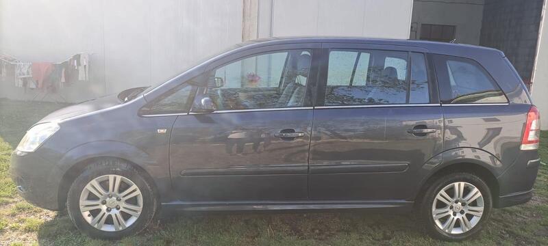 Opel Zafira usata a Alessandria (2)