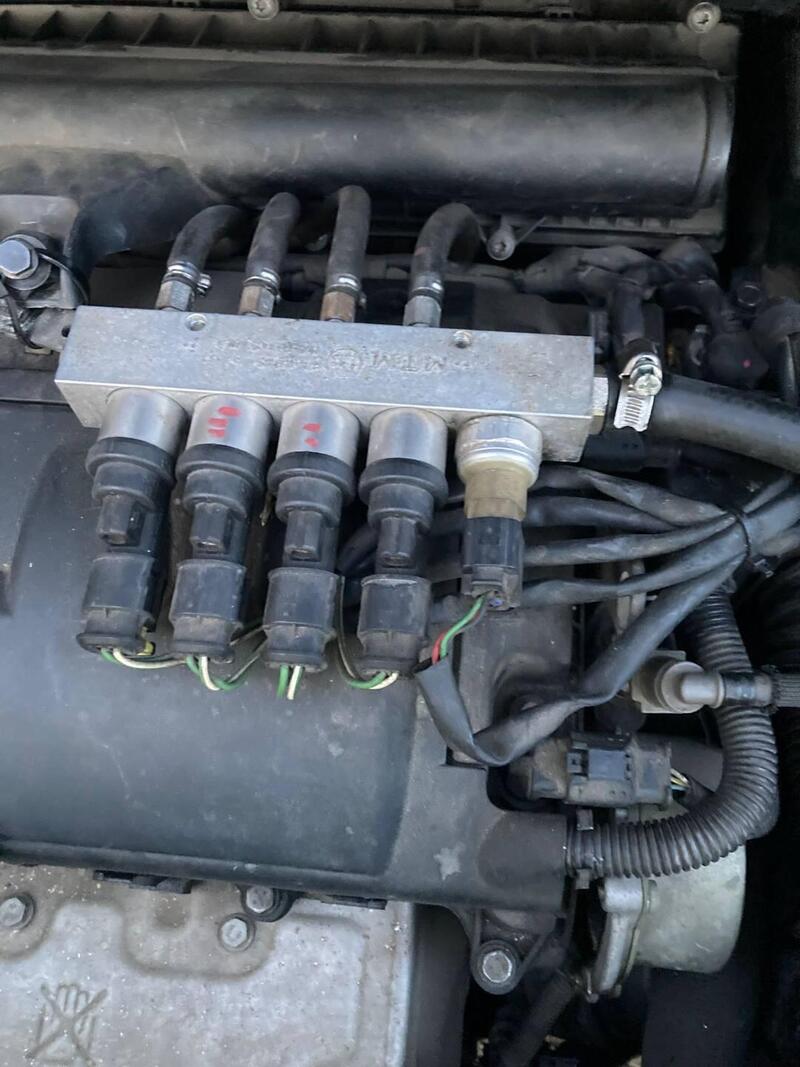 Citroen C3 Picasso usata a Rimini (17)