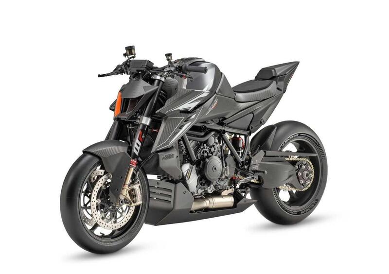 KTM 1390 Super Duke R 1390 Super Duke RR Track (2026) (7)