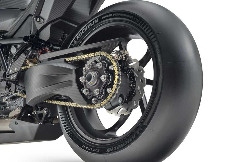 KTM 1390 Super Duke R 1390 Super Duke RR Track (2026) (12)