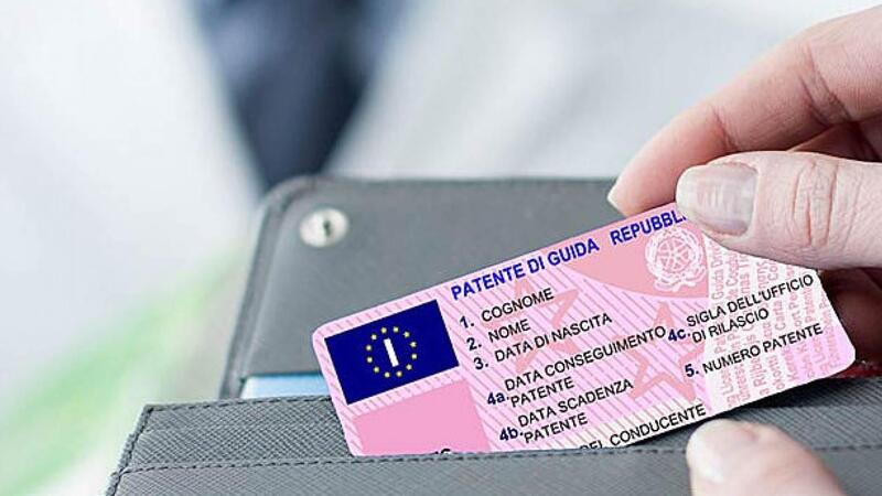 Patente di guida: promossi e bocciati, perch&eacute; l&rsquo;Italia &egrave; divisa in due?