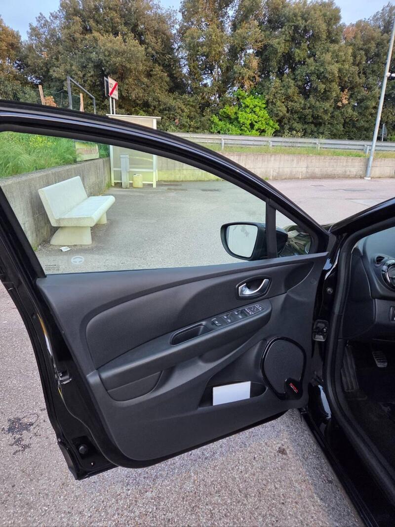 Renault Clio usata a Perugia (9)