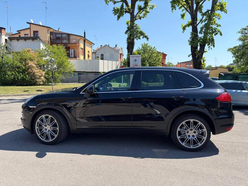Porsche Cayenne usata a Cremona (4)
