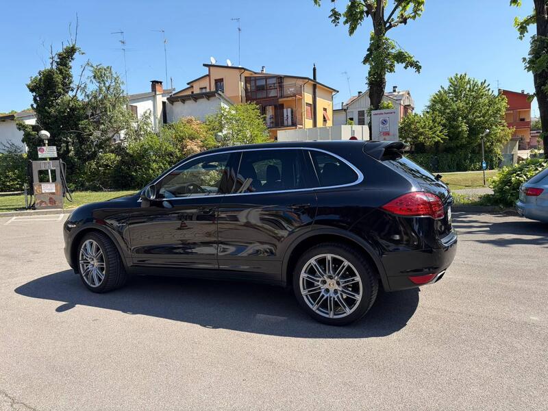 Porsche Cayenne usata a Cremona (5)
