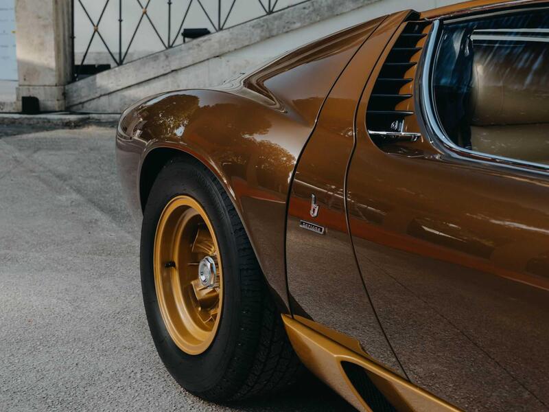 Lamborghini Miura SV