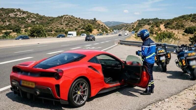 Ferrari a 256 km/h, pensionato milionario fermato: ecco dove &egrave; successo 