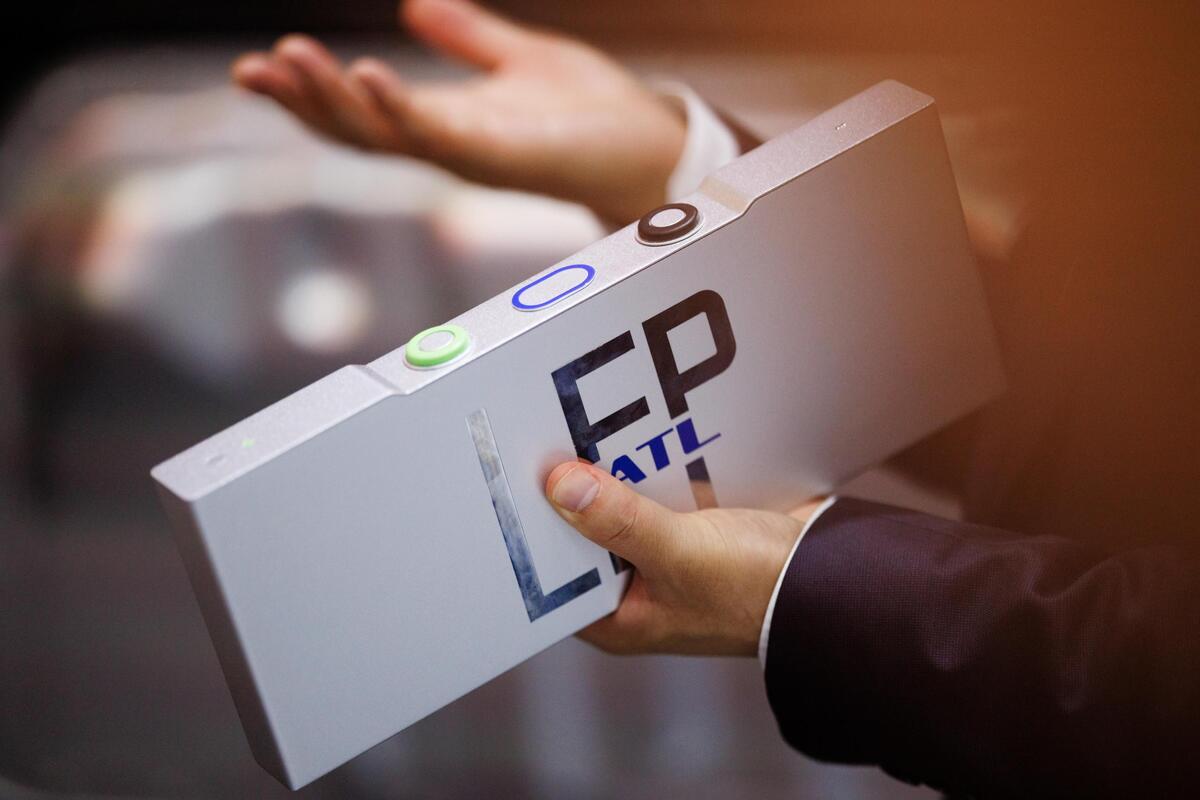 I cinesi di CATL si prendono tutto: super batterie per auto e stretta sulle Terre Rare