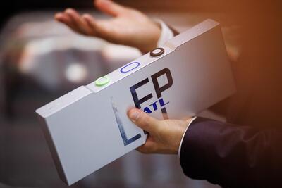 I cinesi di CATL si prendono tutto: super batterie per auto e stretta sulle Terre Rare